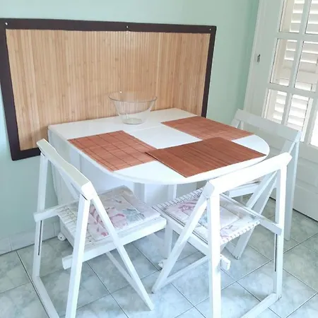 Egri Apartmanhaz * Balatonfenyves