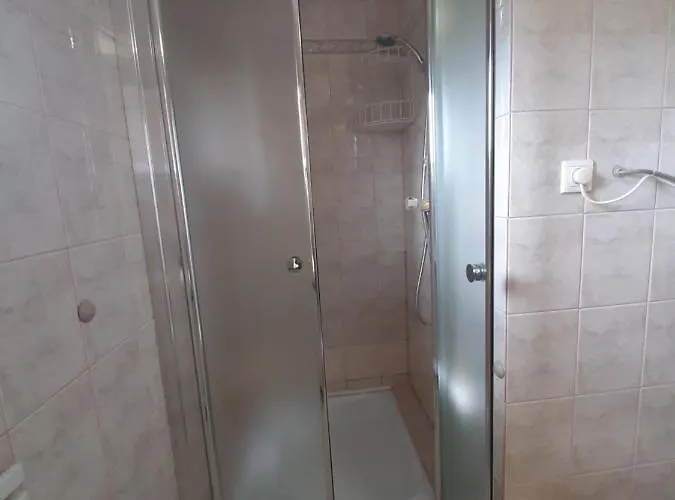 Egri Apartmanhaz *