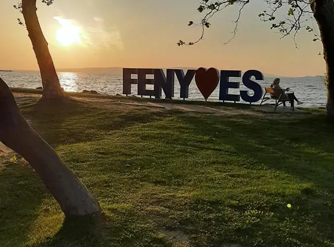 Egri Apartmanhaz Feriehus *